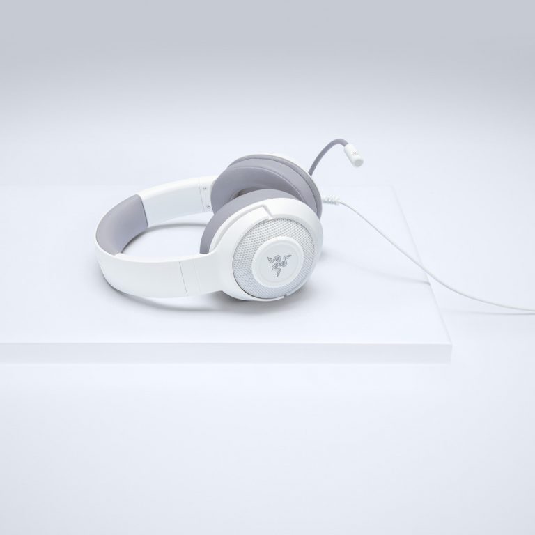 Razer Kraken X Mercury White Edition Ultralight Multi-Platform Wired ...